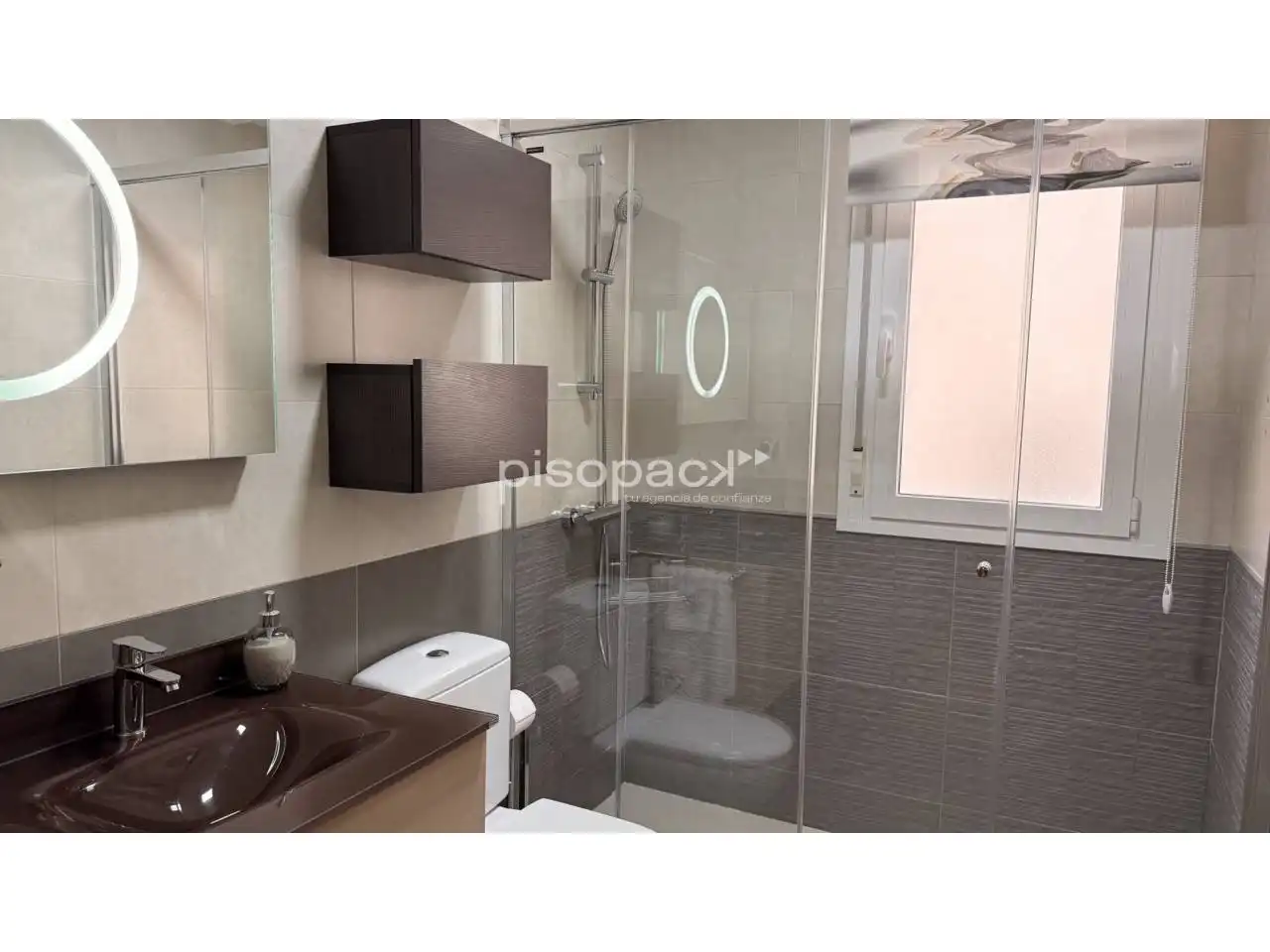 Baño de Casa adosada en venta en Berrioplano / Berriobeiti con Calefacción, Jardín privado y Parquet