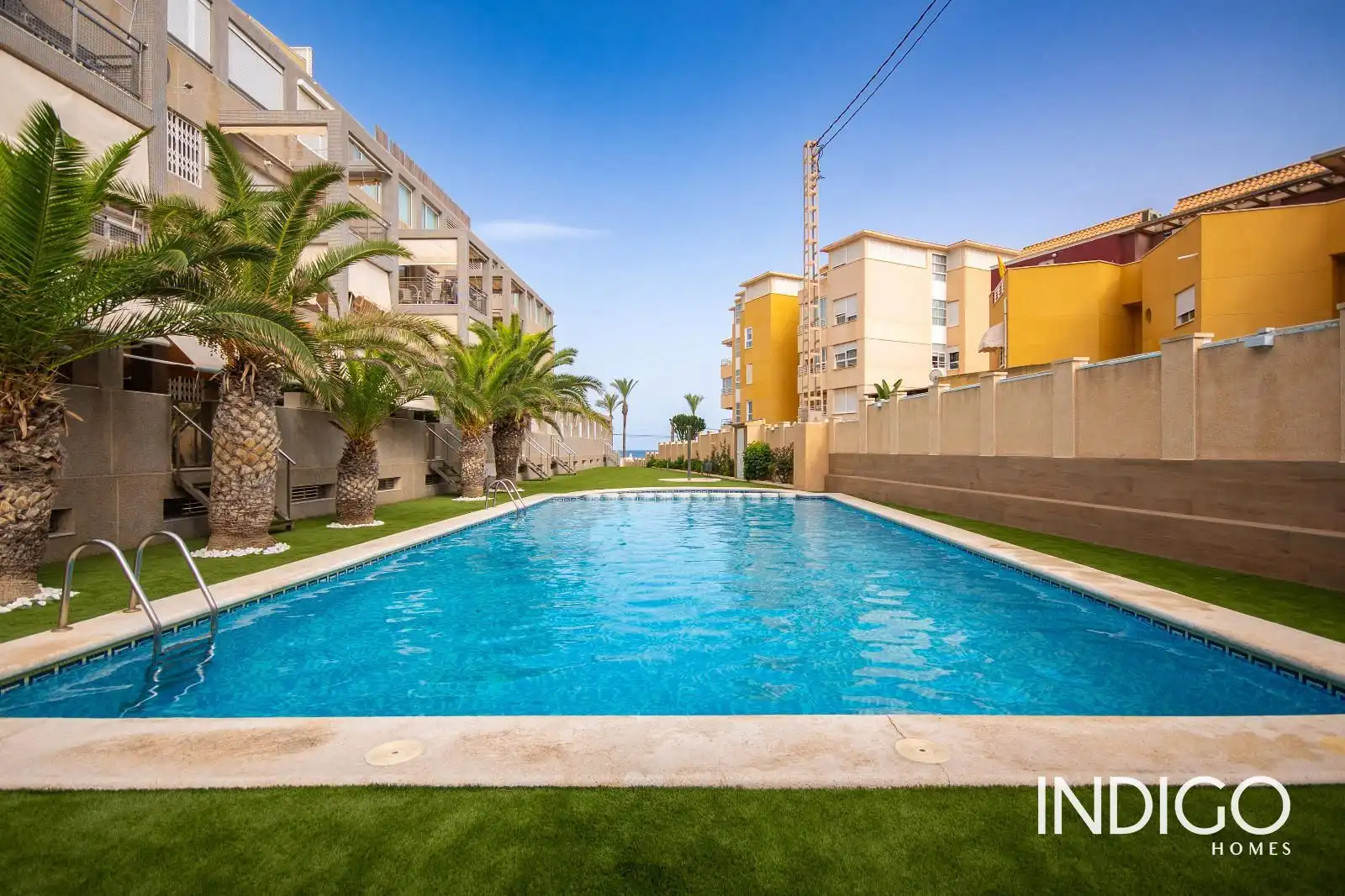 Piscina de Pis en venda en El Campello amb Aire condicionat, Calefacció i Terrassa