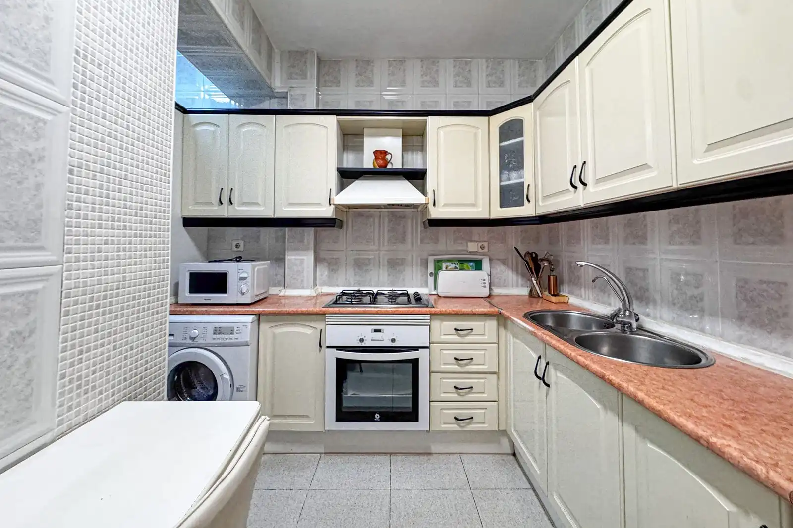 Kitchen of Flat for sale in Almería  with Air Conditioner, Heating and Terrace