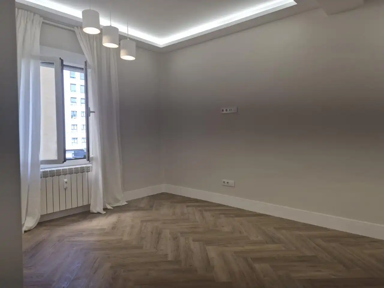 Habitación de Piso en venta en Madrid con Aire acondicionado y Calefacción