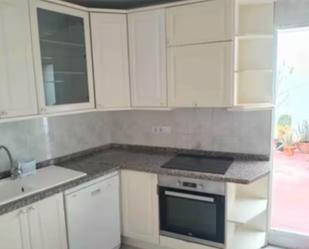 Kitchen of Flat for sale in  Sevilla Capital  with Air Conditioner