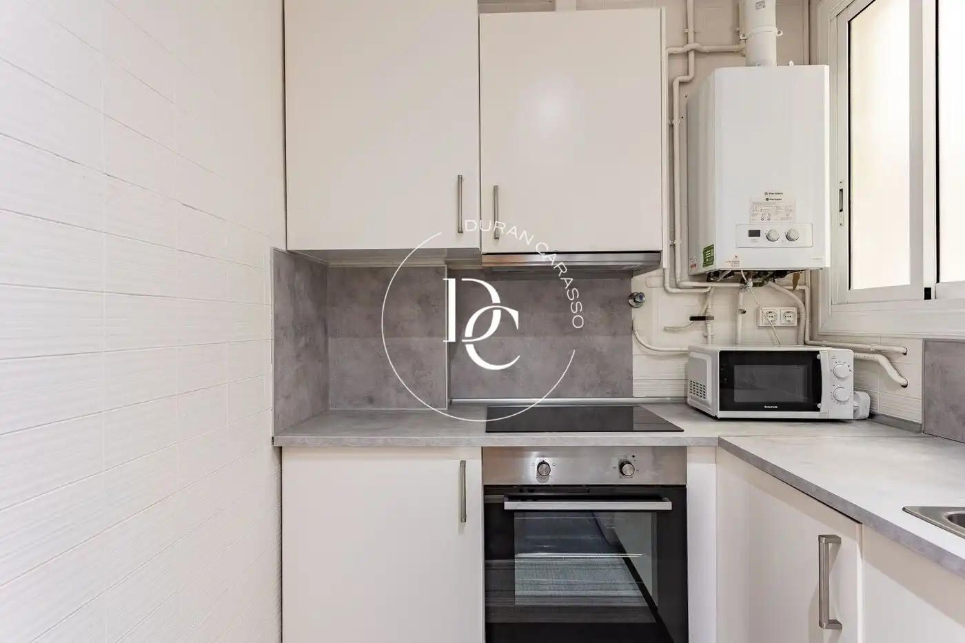 Kitchen of Flat for sale in Barcelona  with Air Conditioner, Heating and Furnished