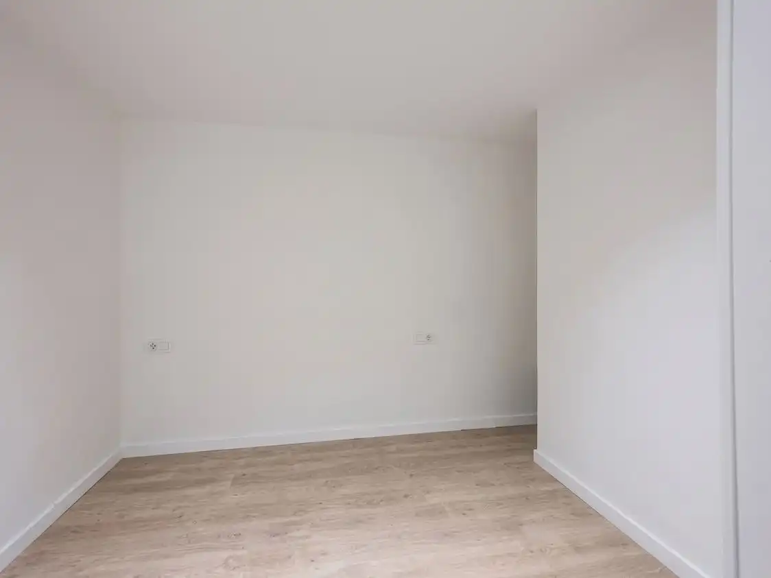Schlafzimmer von Wohnung zum Verkauf in  Barcelona Capital mit Klimaanlage