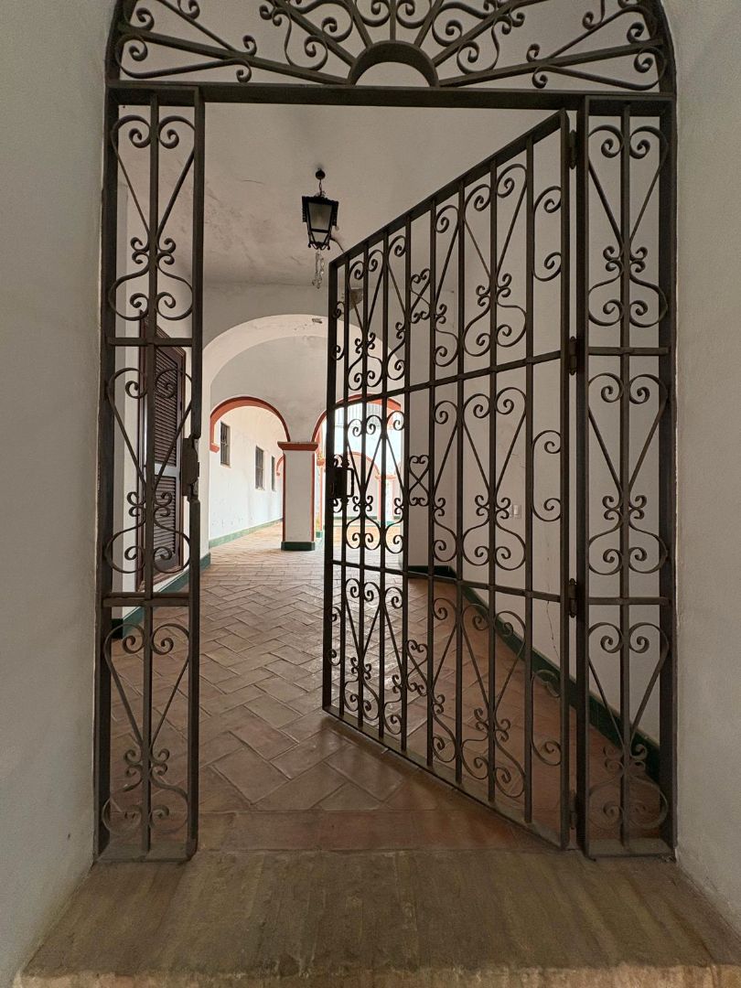 Erdgeschoss zum Verkauf in Carmona mit Klimaanlage, Terrasse und Möbliert