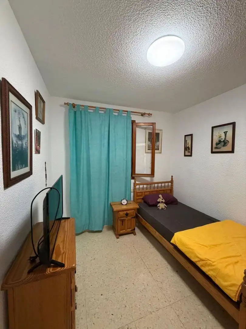 Dormitori de Casa adosada en venda en Puerto de la Cruz amb Jardí privat, Terrassa i Moblat