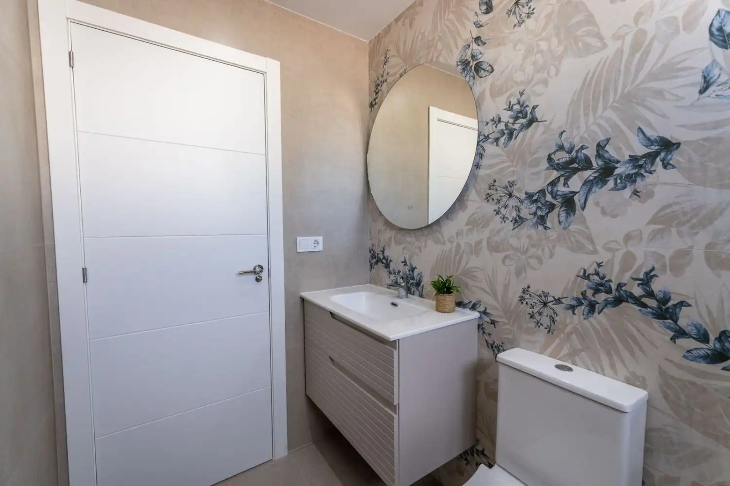 Detached house with pool for sale in Playa de los Locos, imagen 21