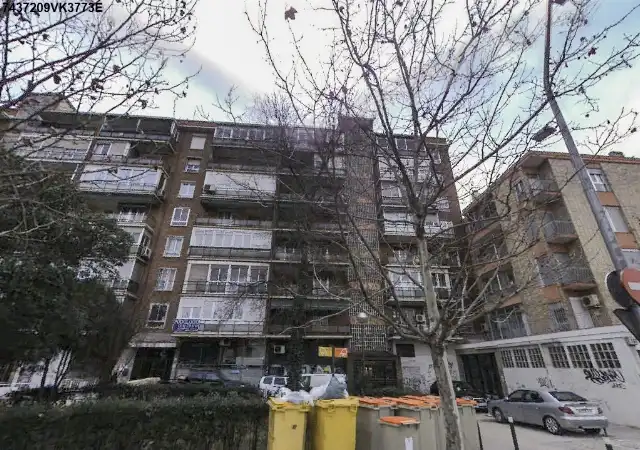 Vista exterior de Pis en venda en Madrid
