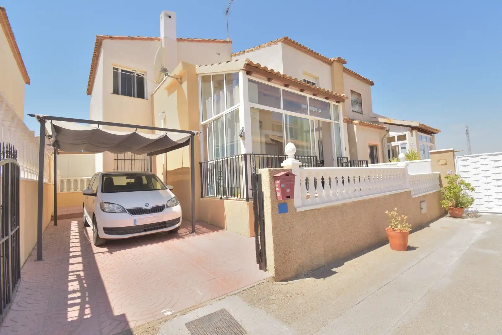 Terraced house for sale in Algorfa
