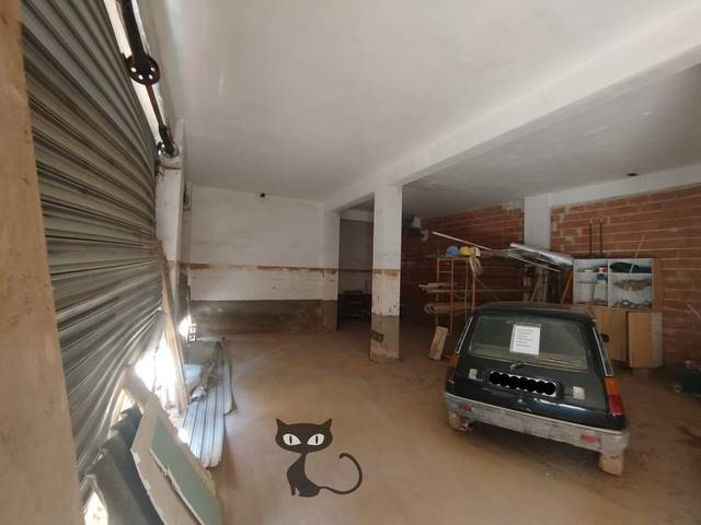 Local comercial en Venta en Benetússer