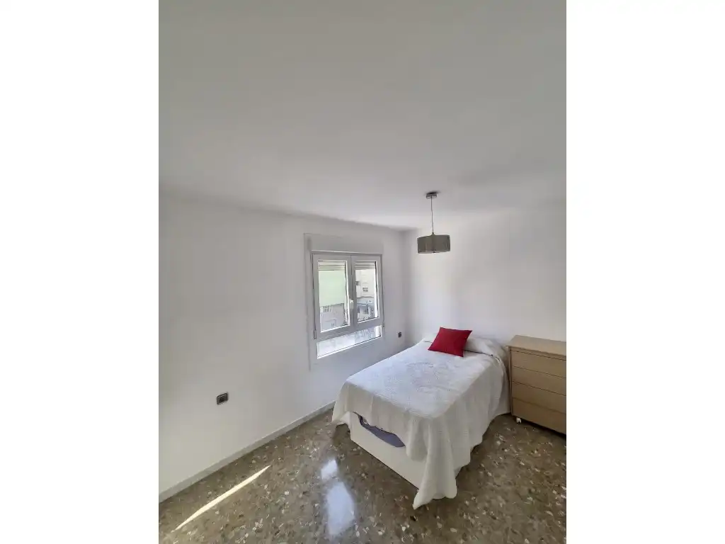 Dormitori de Pis en venda en Vélez-Málaga amb Aire condicionat i Terrassa