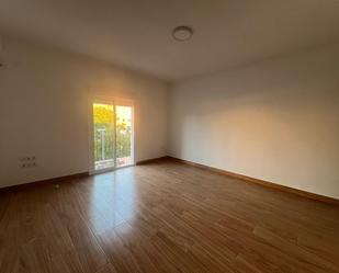 Living room of Flat to rent in  Sevilla Capital  with Air Conditioner and Terrace