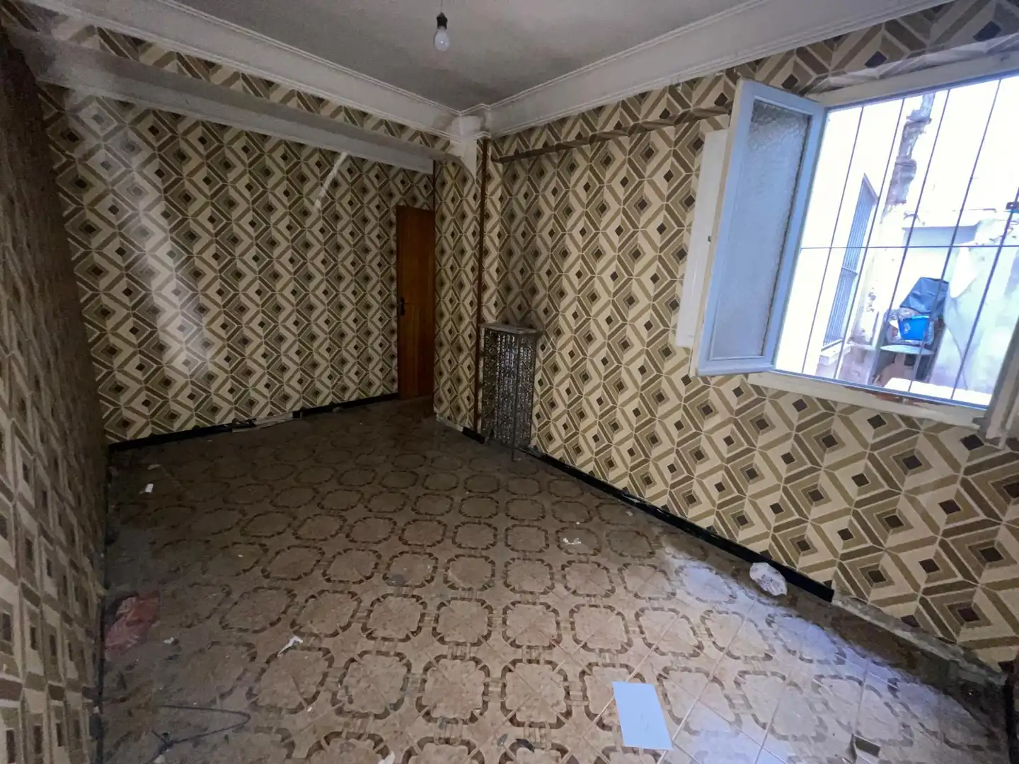 Bedroom of Flat for sale in Zaragoza  with Heating and Balcony