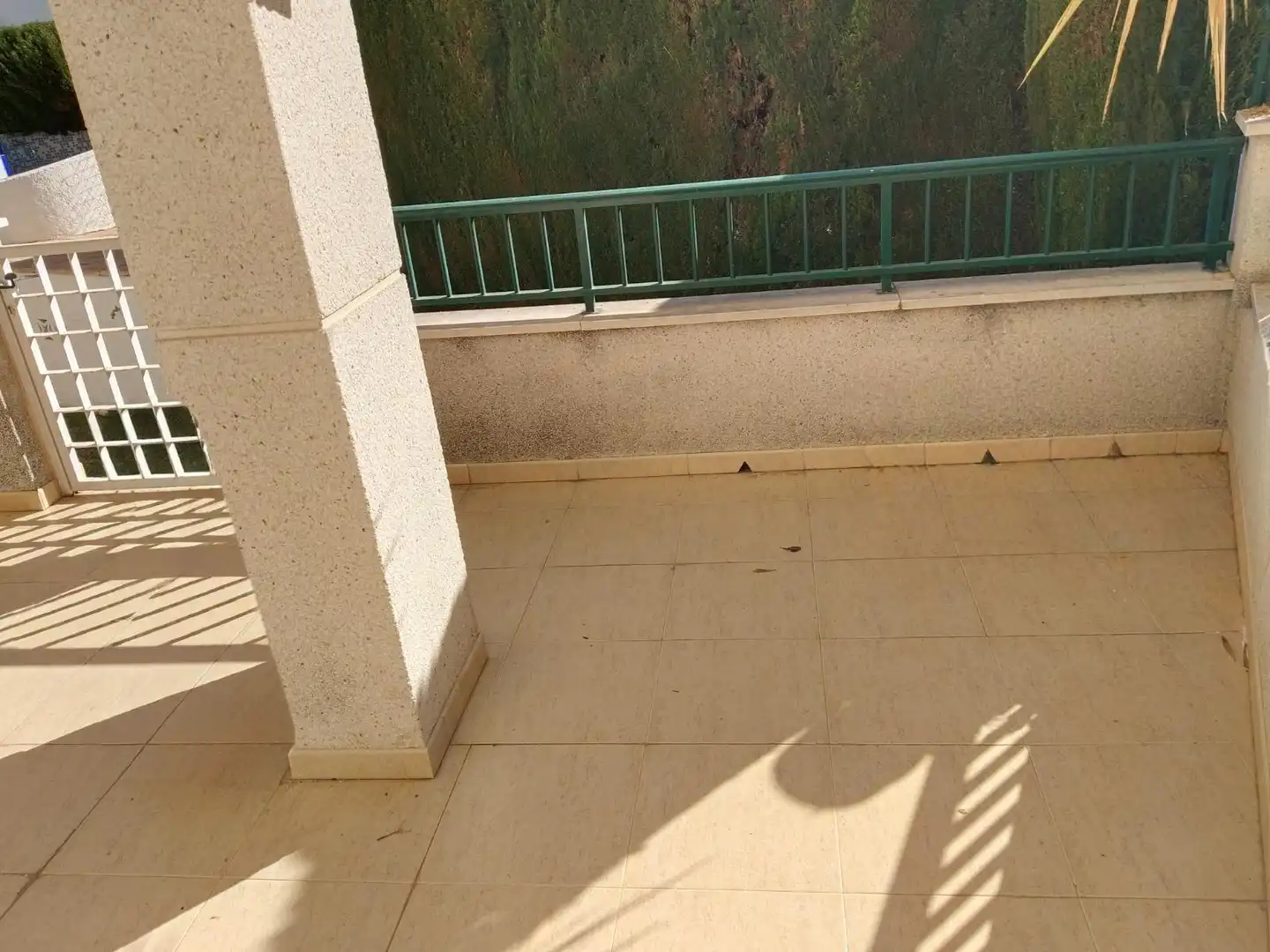 Terrasse von Wohnung zum Verkauf in Altea mit Klimaanlage, Privatgarten und Terrasse