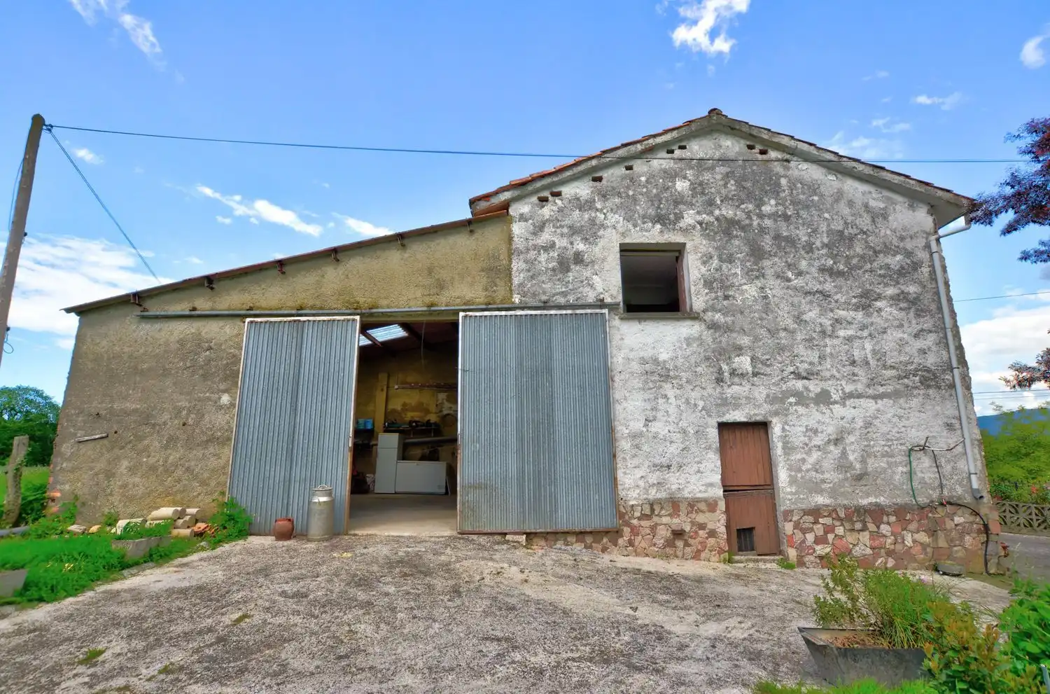 Vista exterior de Casa o chalet en venta en Nava con Piscina