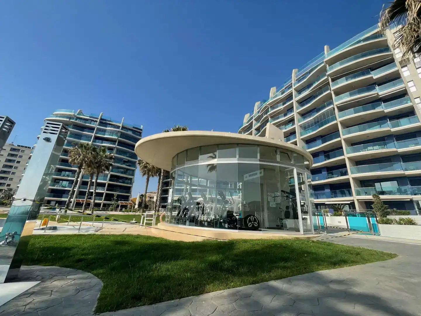 Vista exterior de Apartamento en venta en Torrevieja con Aire acondicionado y Balcón