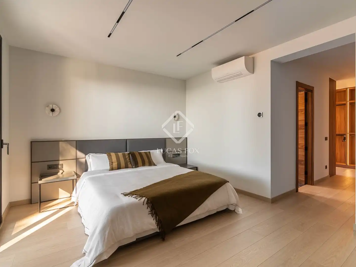 Habitación de Casa o chalet en venta en Castelldefels con Aire acondicionado, Jardín privado y Trastero