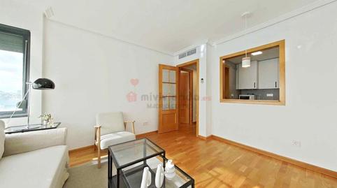 Foto 3 de Apartament de lloguer a Bausá, Costillares,  Madrid Capital