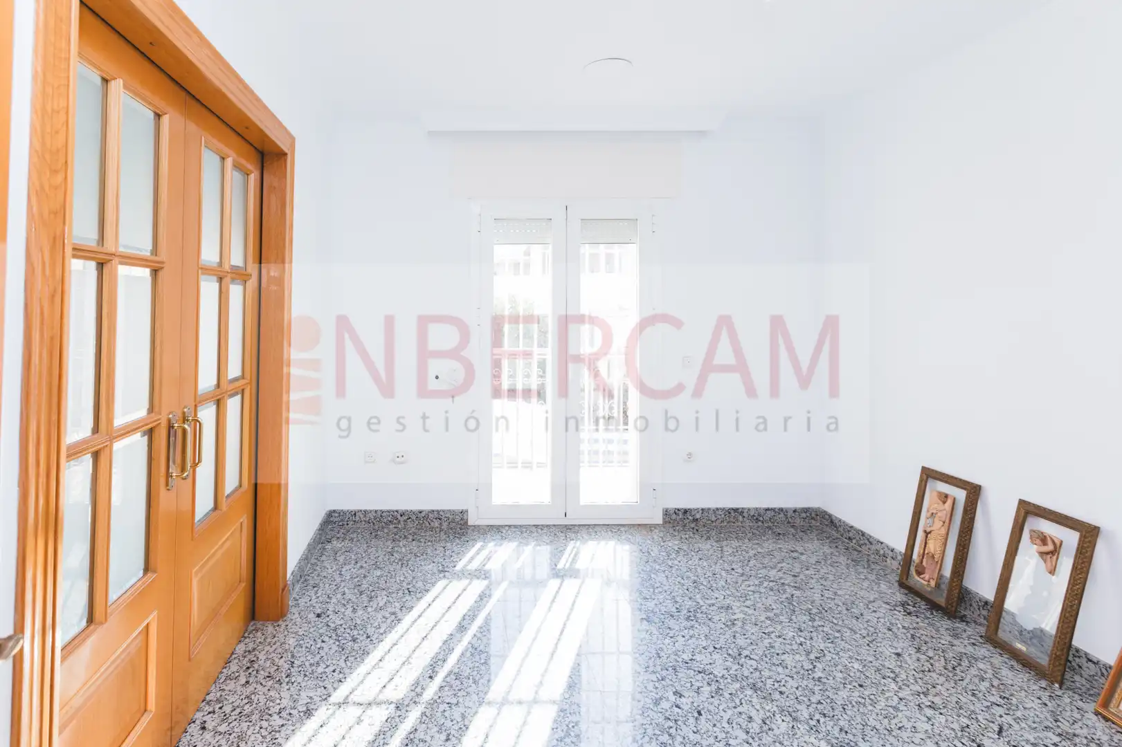 Einfamilien-Reihenhaus zum Verkauf in El Ejido mit Privatgarten, Terrasse und Balkon