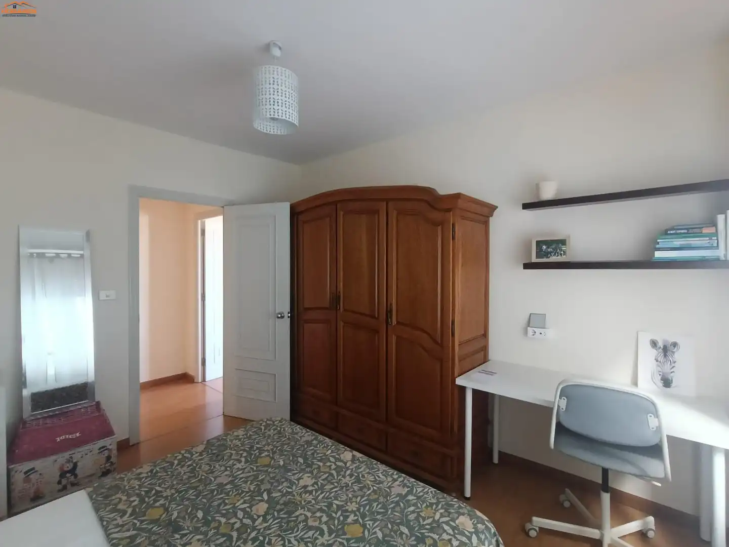 Habitación de Piso en venta en Tomiño con Calefacción, Terraza y Balcón