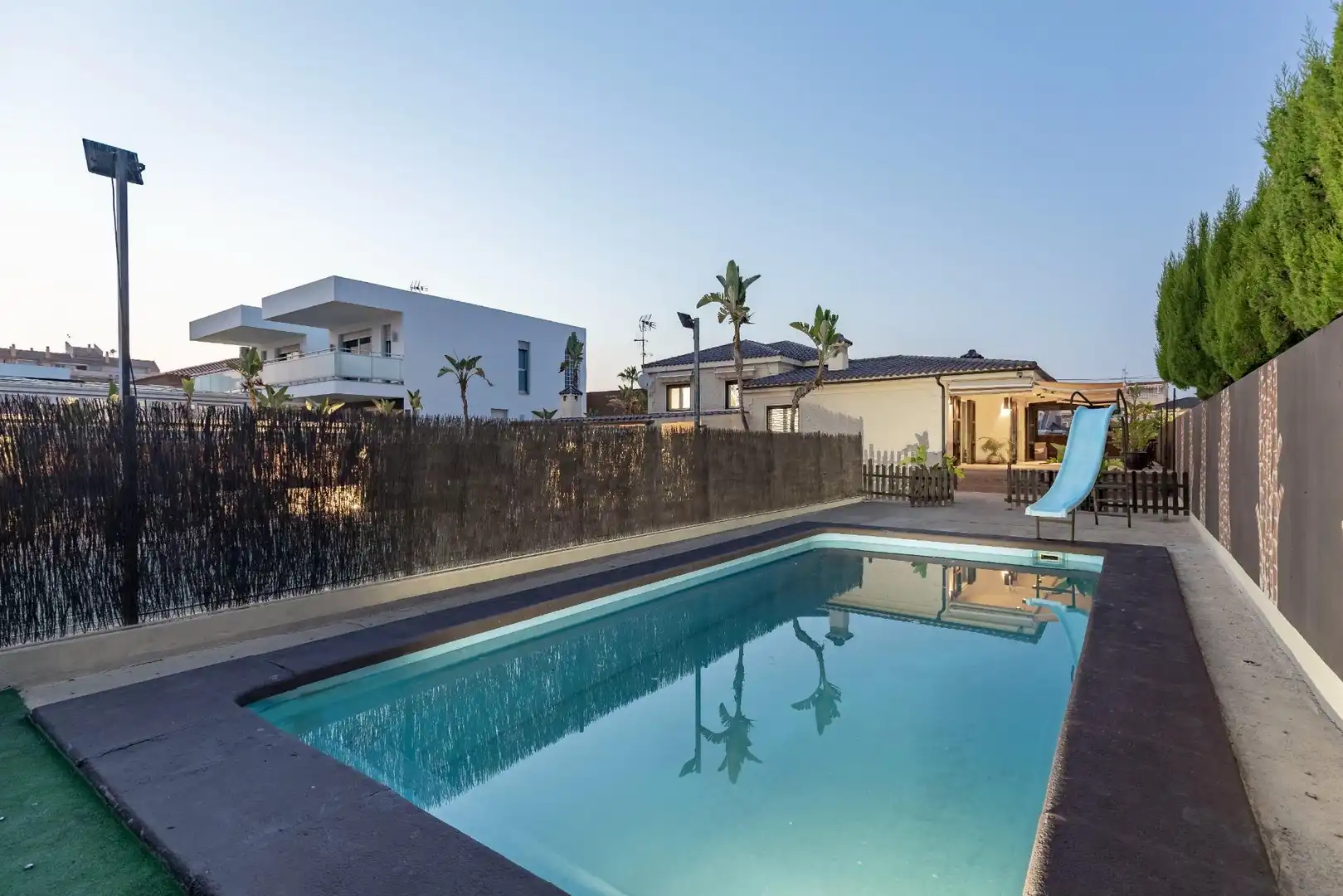 Piscina de Casa o chalet en venta en Chilches / Xilxes con Aire acondicionado, Jardín privado y Terraza