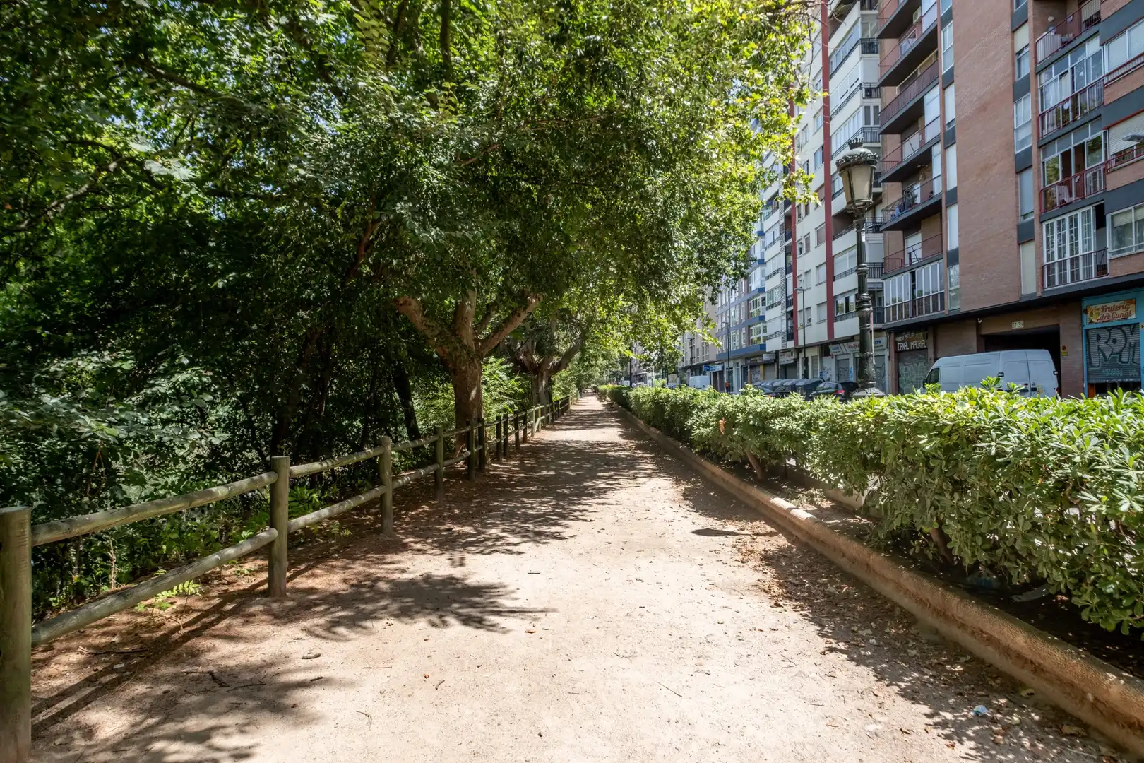 Vista exterior de Pis en venda en Zaragoza amb Calefacció i Terrassa