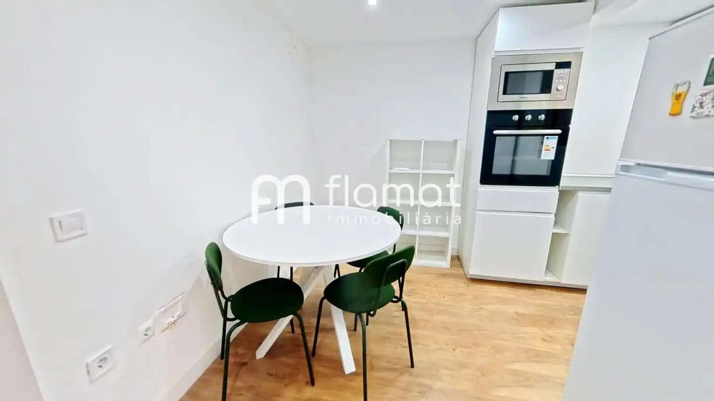 Wohnung zum Verkauf in Carrer de les Escrivanies Velles, imagen 3