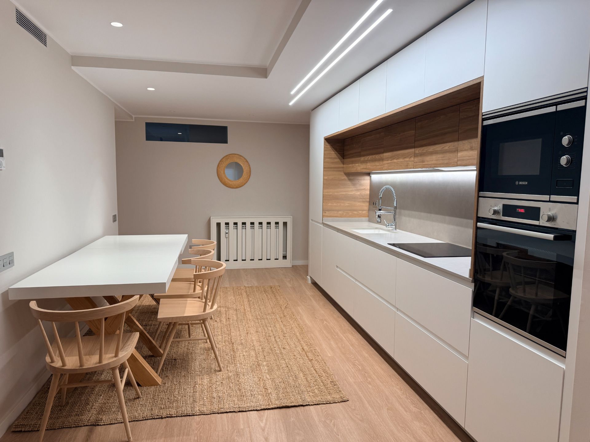 Kitchen of Flat for sale in  Lleida Capital  with Air Conditioner, Heating and Parquet flooring