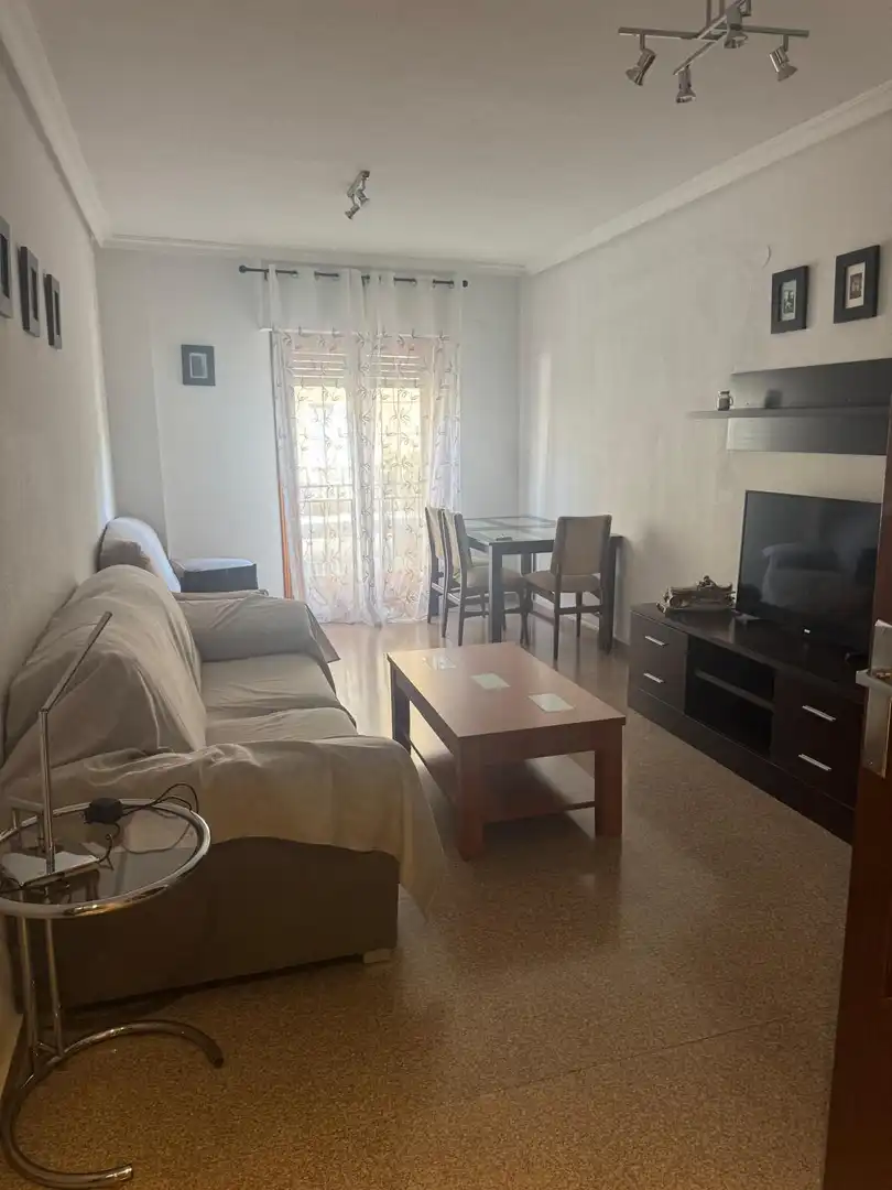 Wohnzimmer von Wohnung zur Miete in Elda