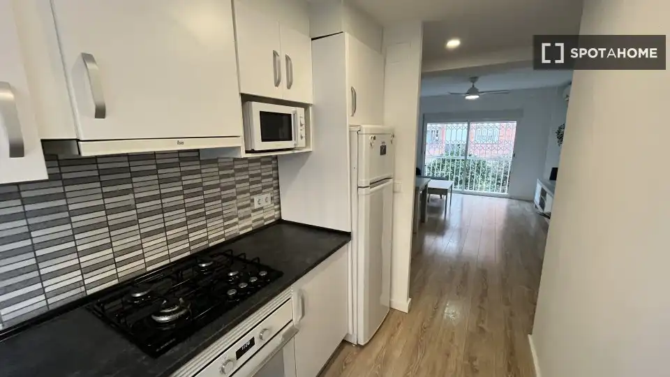 Kitchen of Flat for rent in Valencia  with Air Conditioner, Heating and Furnished