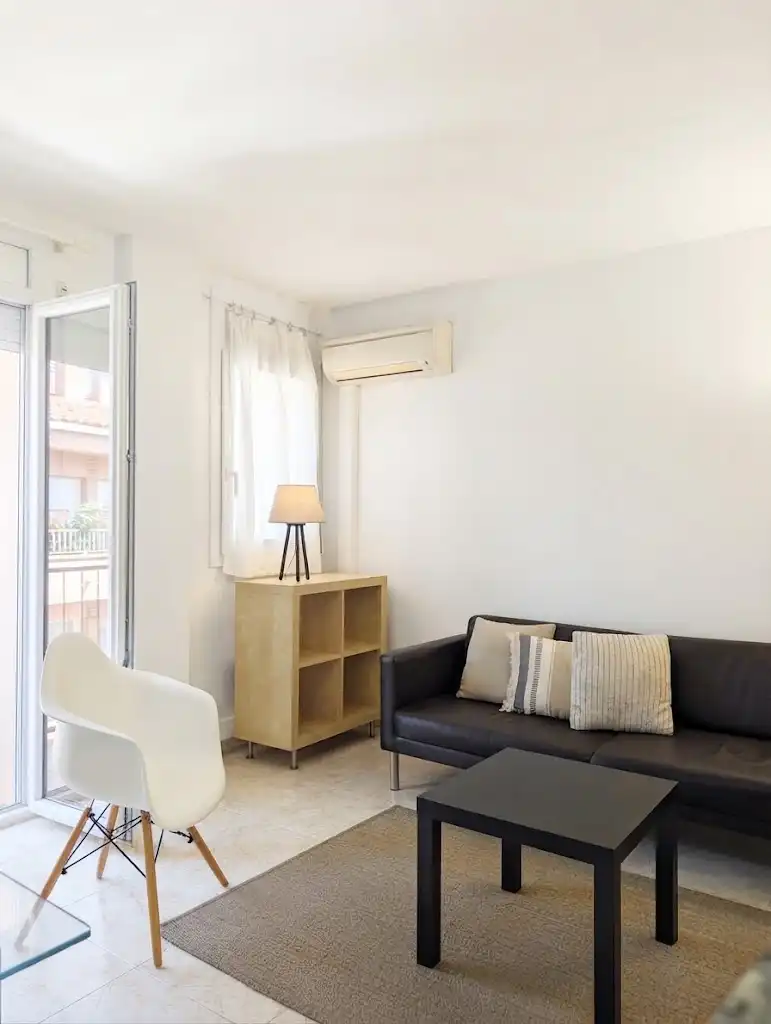 Appartamento con terrazza in vendita a Carrer Sant Hipòlit, imagen 3