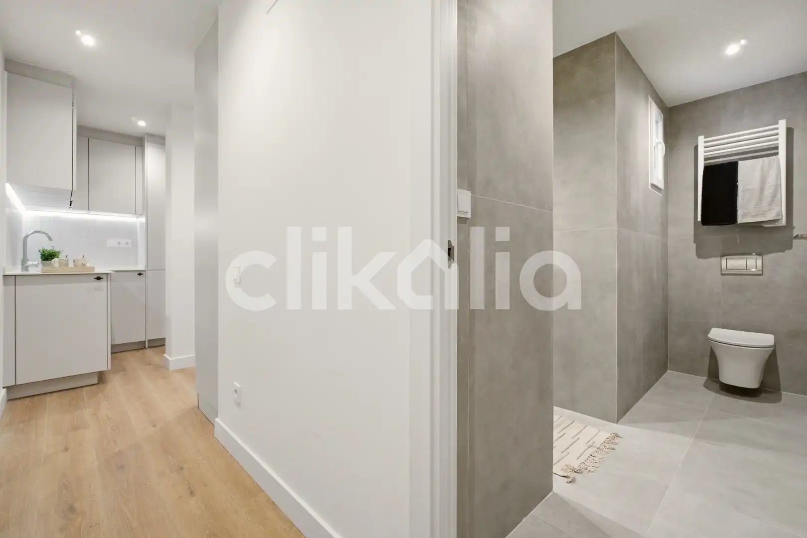 Wohnung zum Verkauf in Madrid mit Klimaanlage, Heizung und Terrasse