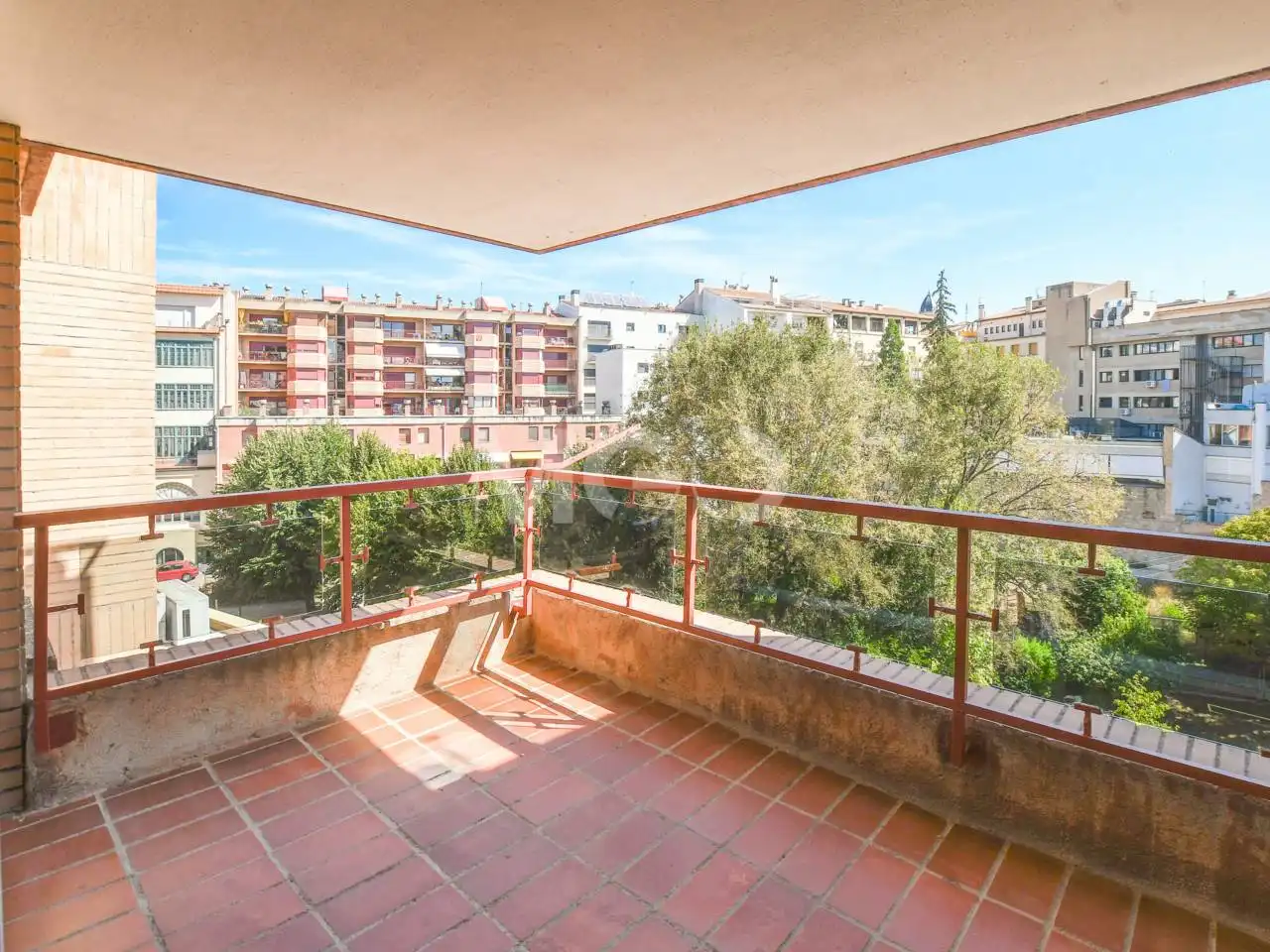 Terraza de Piso en venta en Vic con Calefacción, Parquet y Terraza