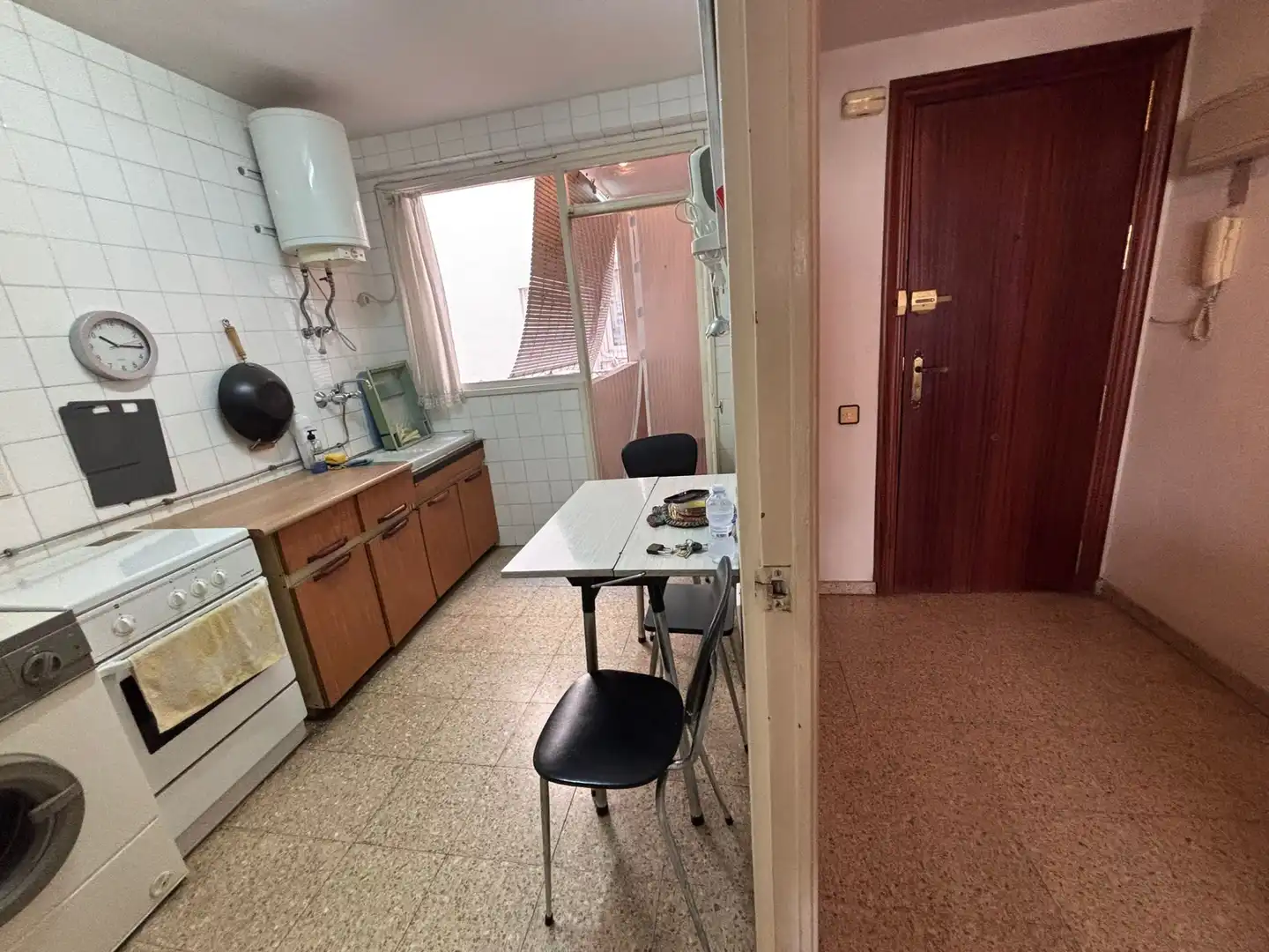 Cuina de Pis en venda en Alicante / Alacant amb Moblat i Balcó