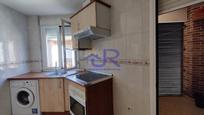 Kitchen of Flat for sale in Paracuellos de Jarama  with Heating, Oven and Washing machine