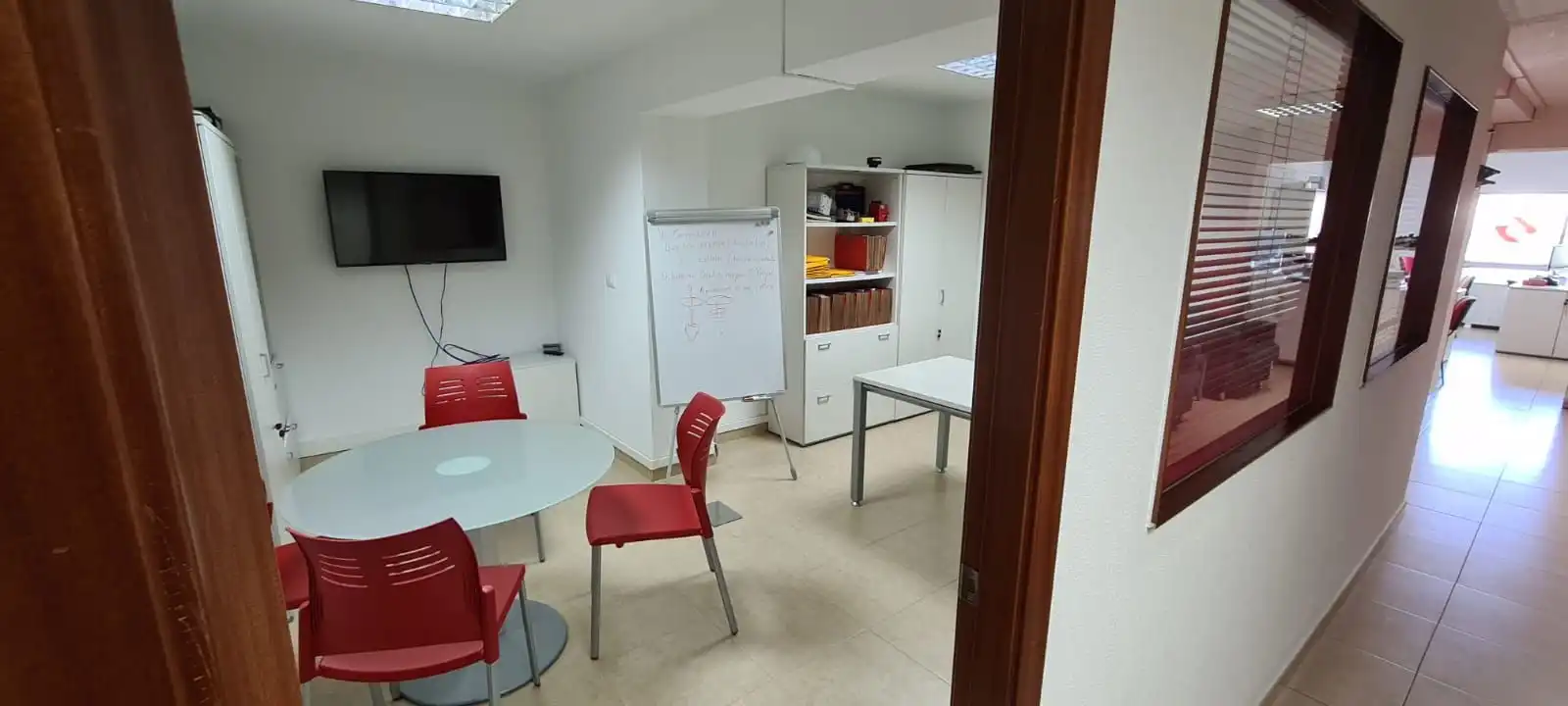 Ufficio in affitto a Mesoiro, imagen 4