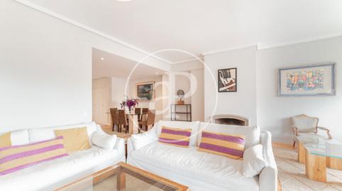 Foto 2 de Pis de lloguer a C. del Segre, El Viso, Madrid