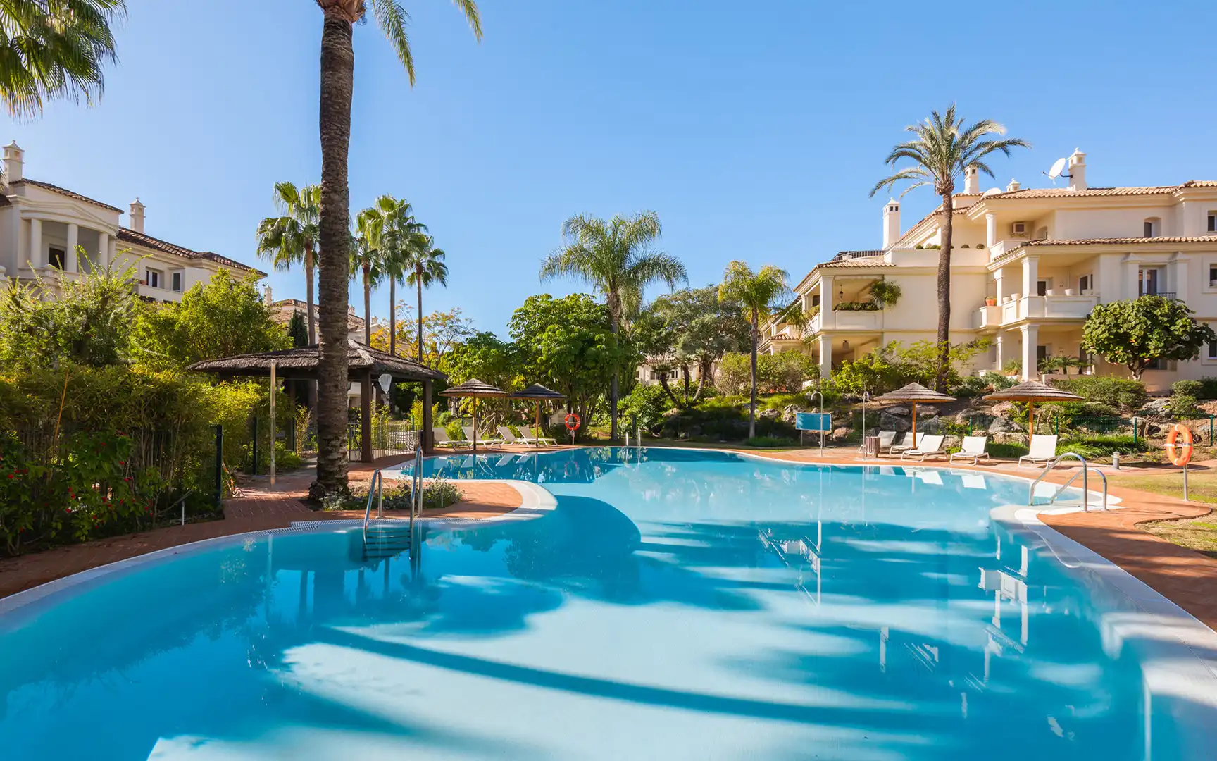 Àtic amb piscina en venda a Nueva Andalucía, imagen 45