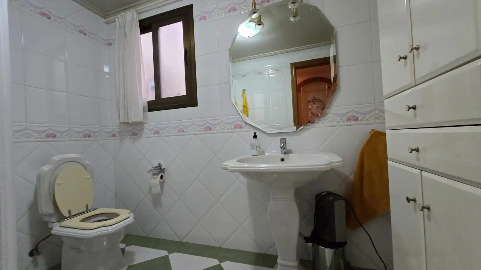 Bany de Casa adosada en venda en Oliva amb Terrassa i Moblat