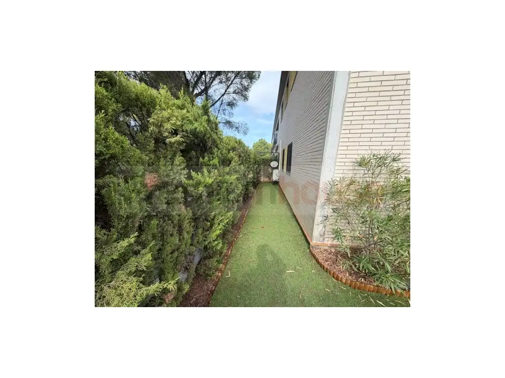 Flat with lift for sale in Calle Almeria D', imagen 2