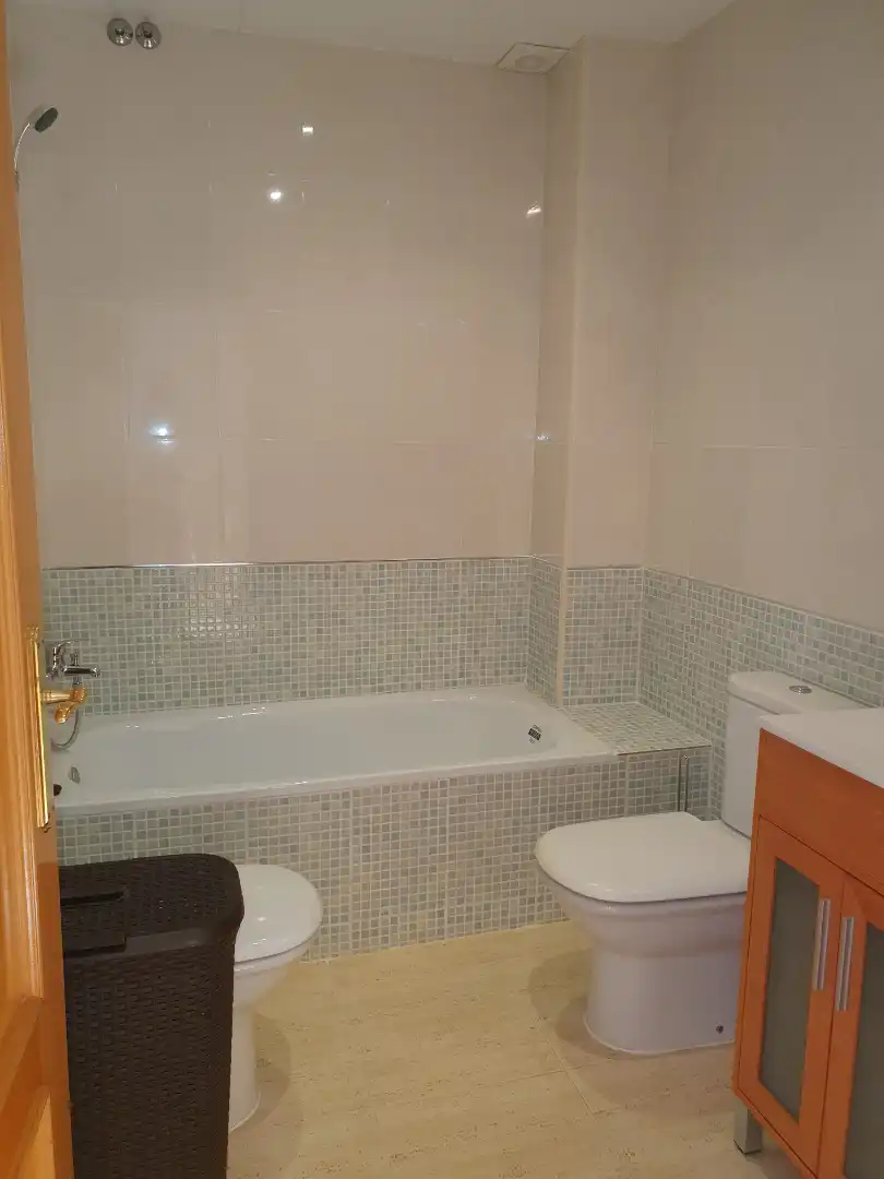 Bathroom of Detached homes for sale in El Vendrell  with Air Conditioner, Heating and Balcony