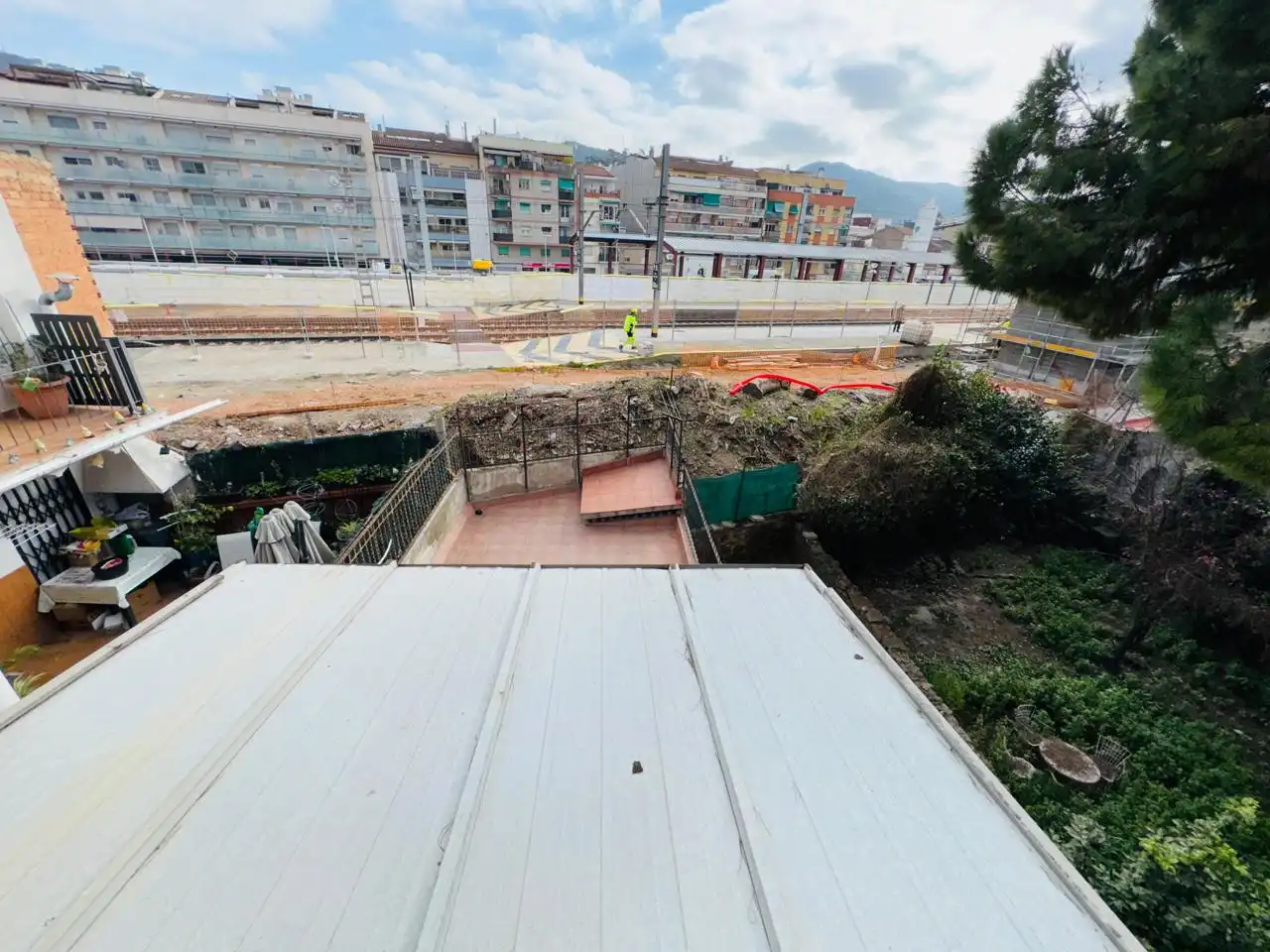 Vista exterior de Casa adosada en venta en Montcada i Reixac con Aire acondicionado, Terraza y Trastero