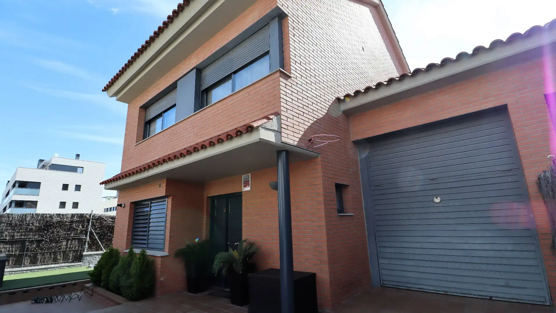 Vista exterior de Casa adosada en venda en Sant Andreu de Llavaneres amb Aire condicionat, Calefacció i Jardí privat