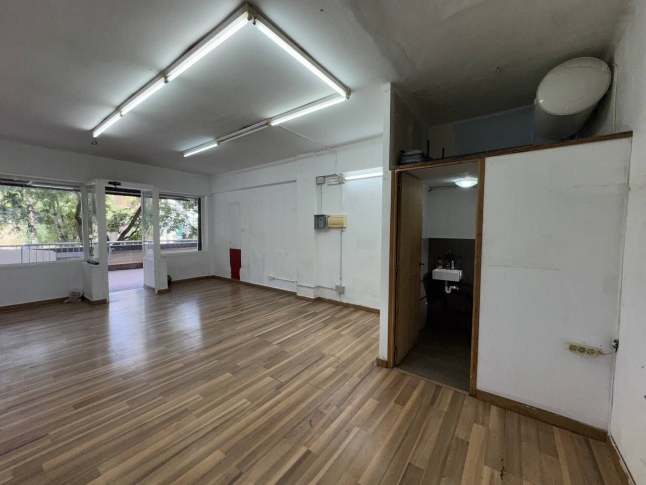 Study for sale in  Barcelona Capital  with Parquet flooring