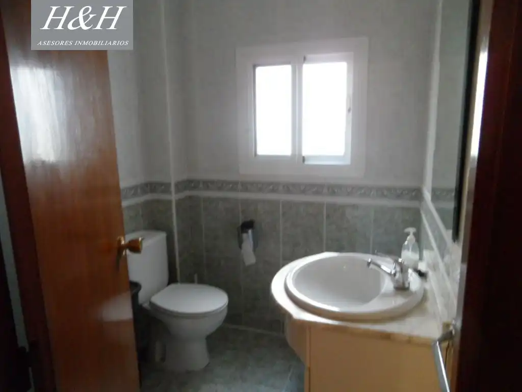 Appartamento con terrazza in affitto a El Castell, imagen 5