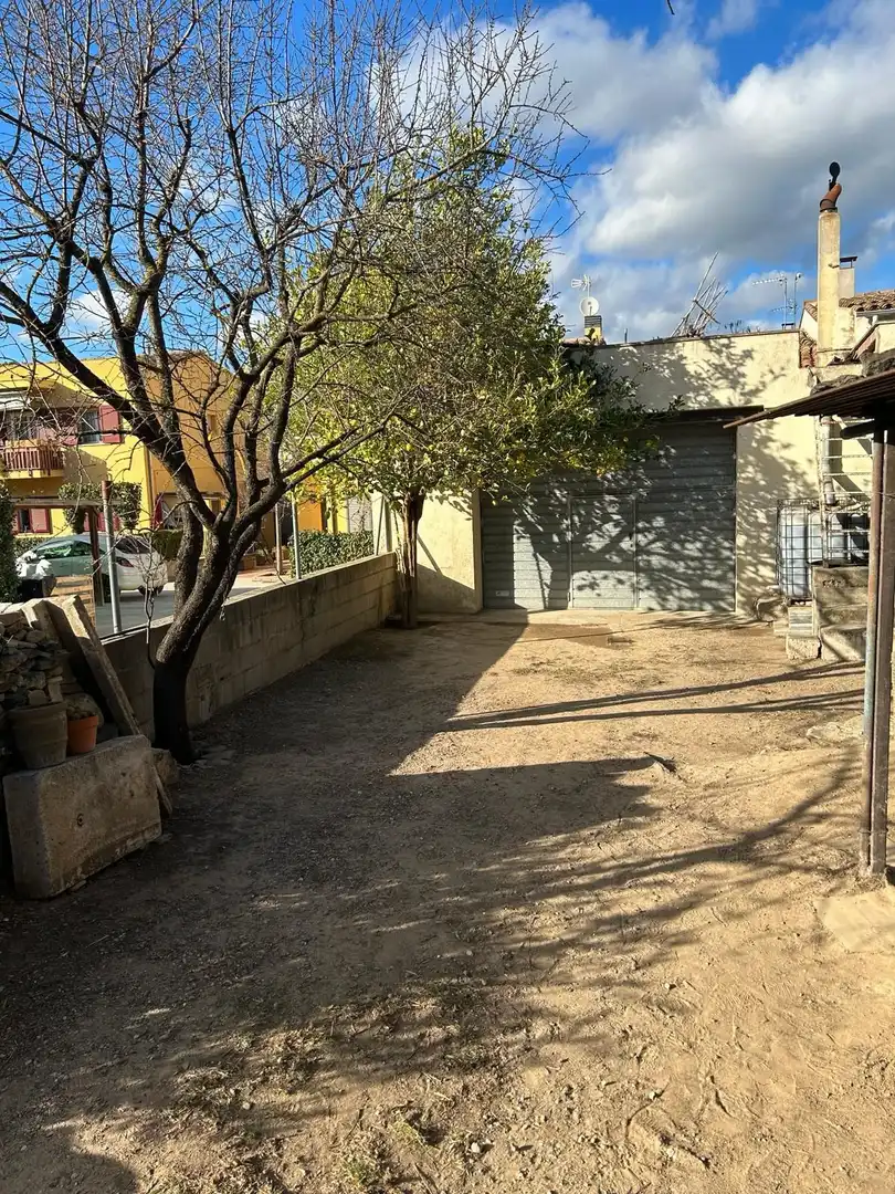 Parking de Casa o chalet en venta en Celrà con Aire acondicionado, Calefacción y Jardín privado