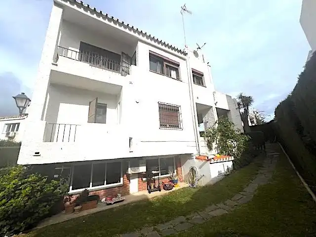 Villa mit Pool zum Verkauf in San Luis de Sabinillas, imagen 3