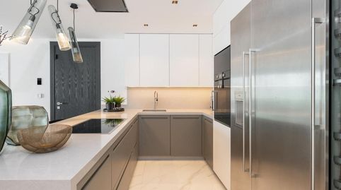 Foto 5 de Apartamento en venta en Puerto Banús, Marbella
