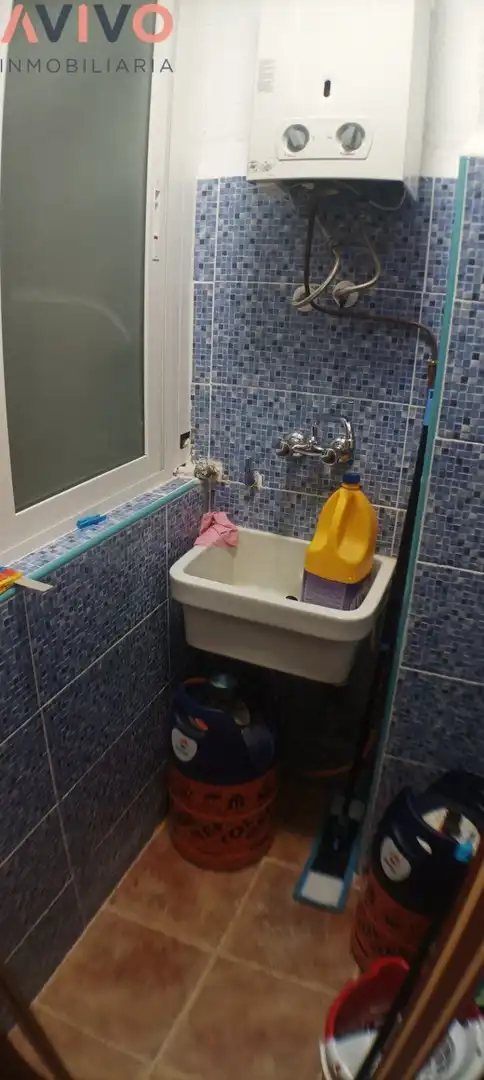 Badezimmer von Wohnungen zum Verkauf in Águilas mit Klimaanlage, Heizung und Abstellraum