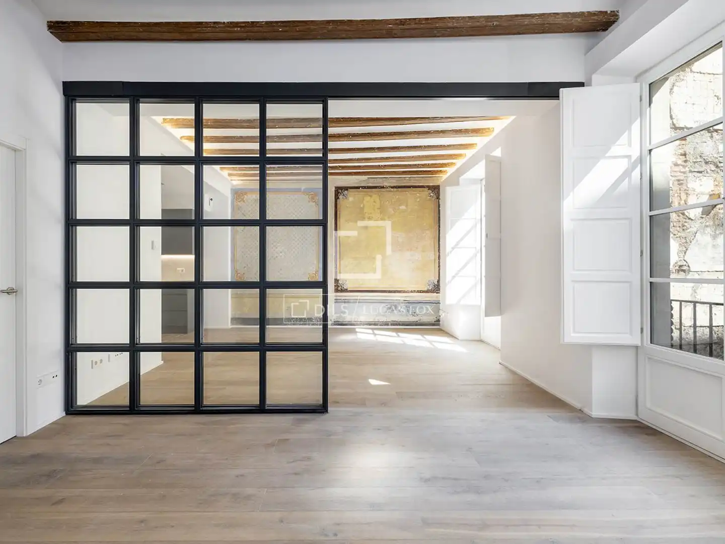 Wohnung zum Verkauf in Barcelona mit Klimaanlage, Heizung und Parkett
