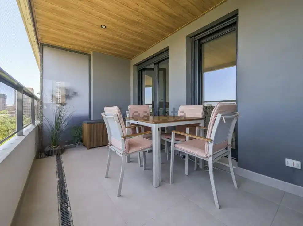 Terraza de Piso en venta en Valencia con Balcón